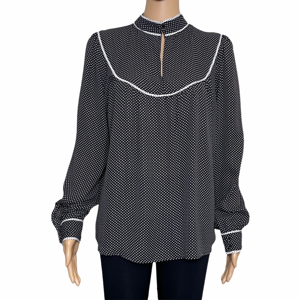 who what wear blouse Size M long sleeve
